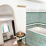 L Hacienda Дом отдыха